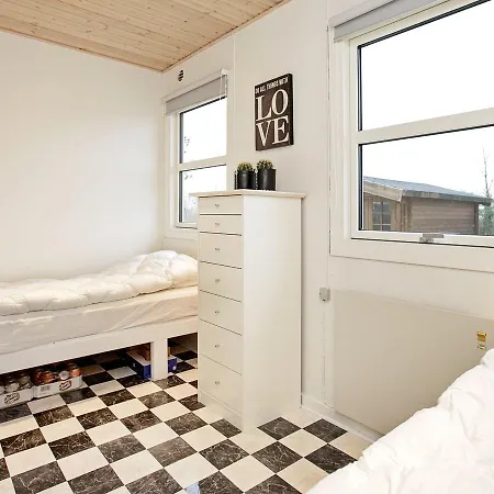 Holiday Hybenvaenget V Holiday home